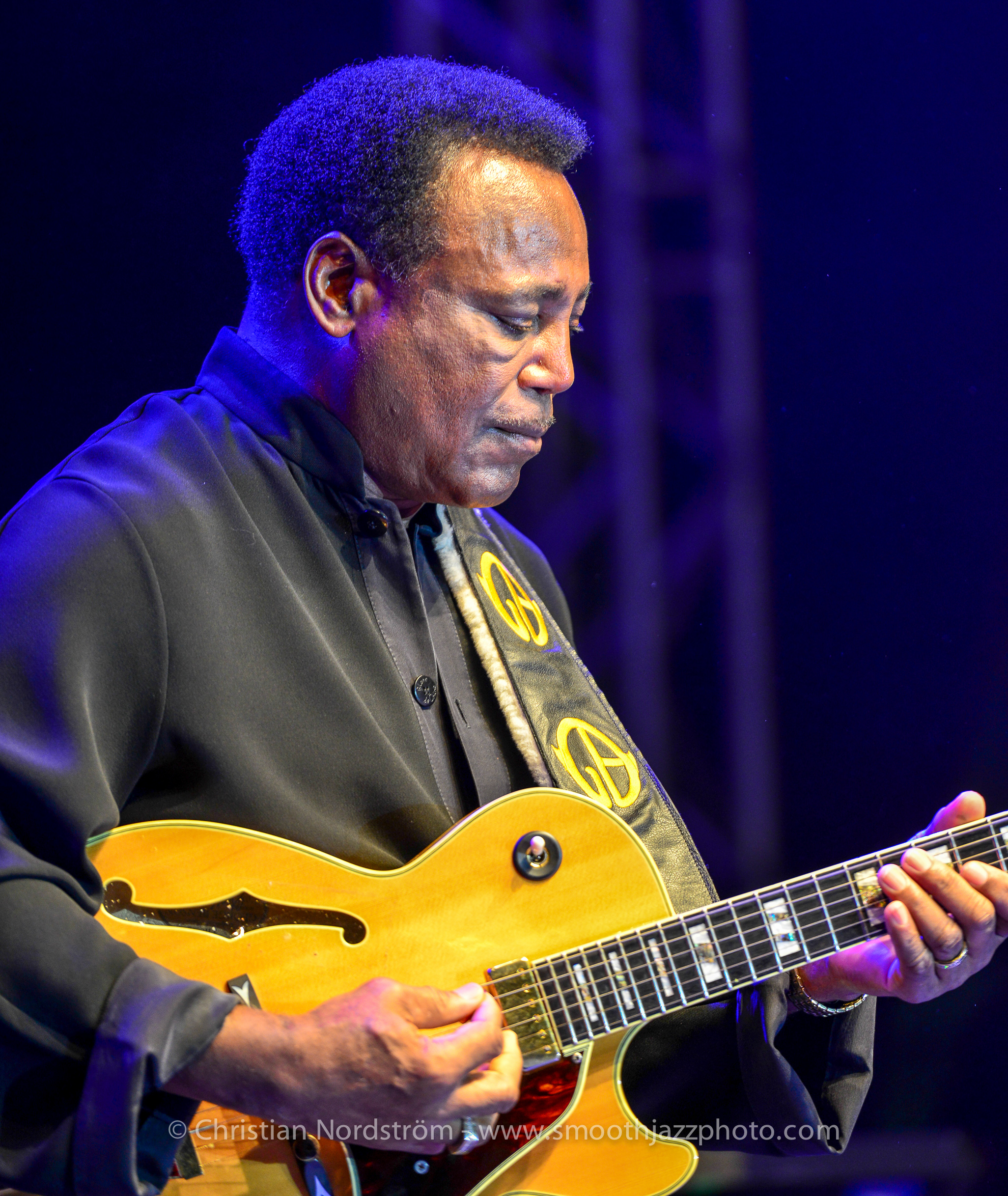 GeorgeBensonBluetone2013 04