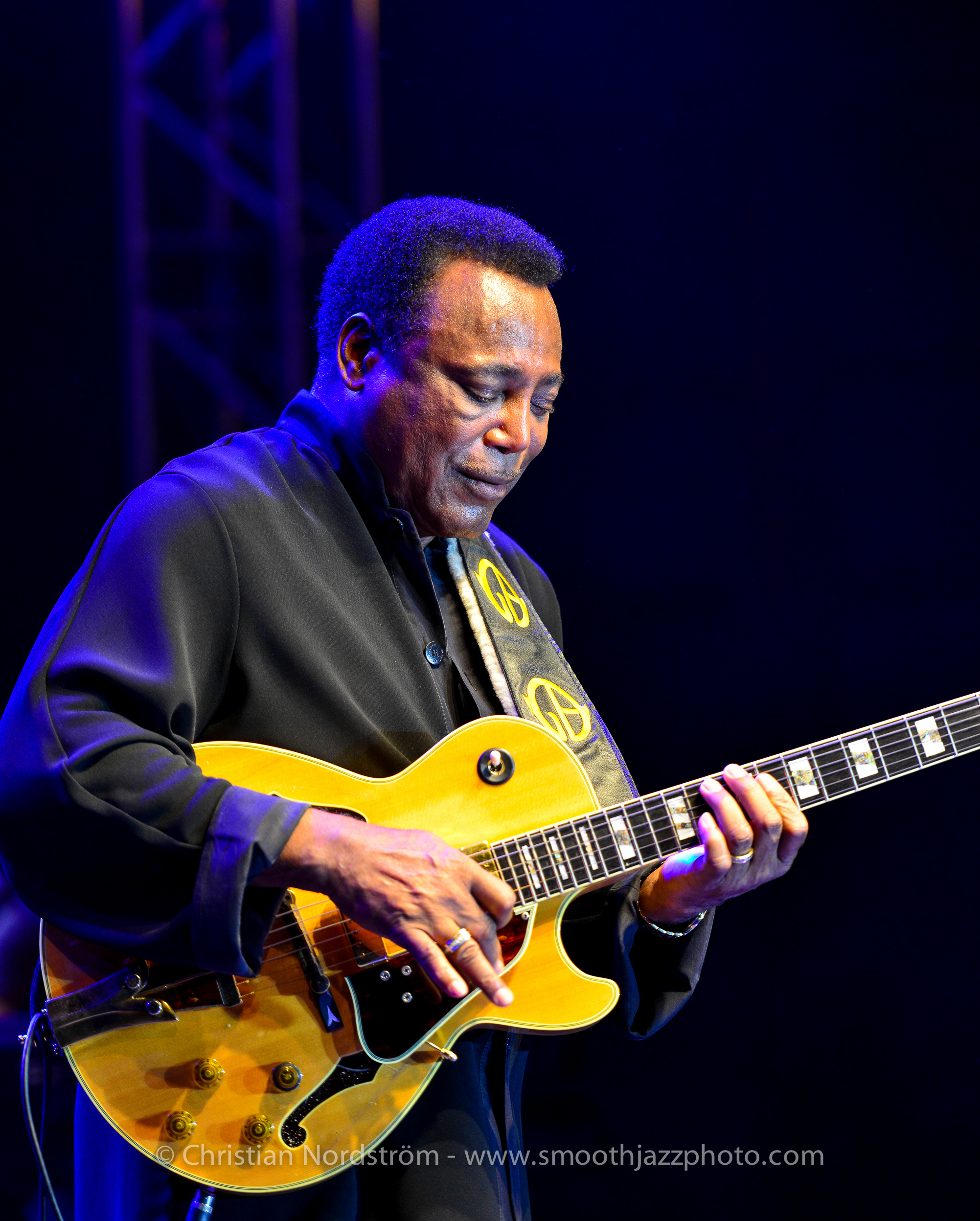 GeorgeBensonBluetone2013 08