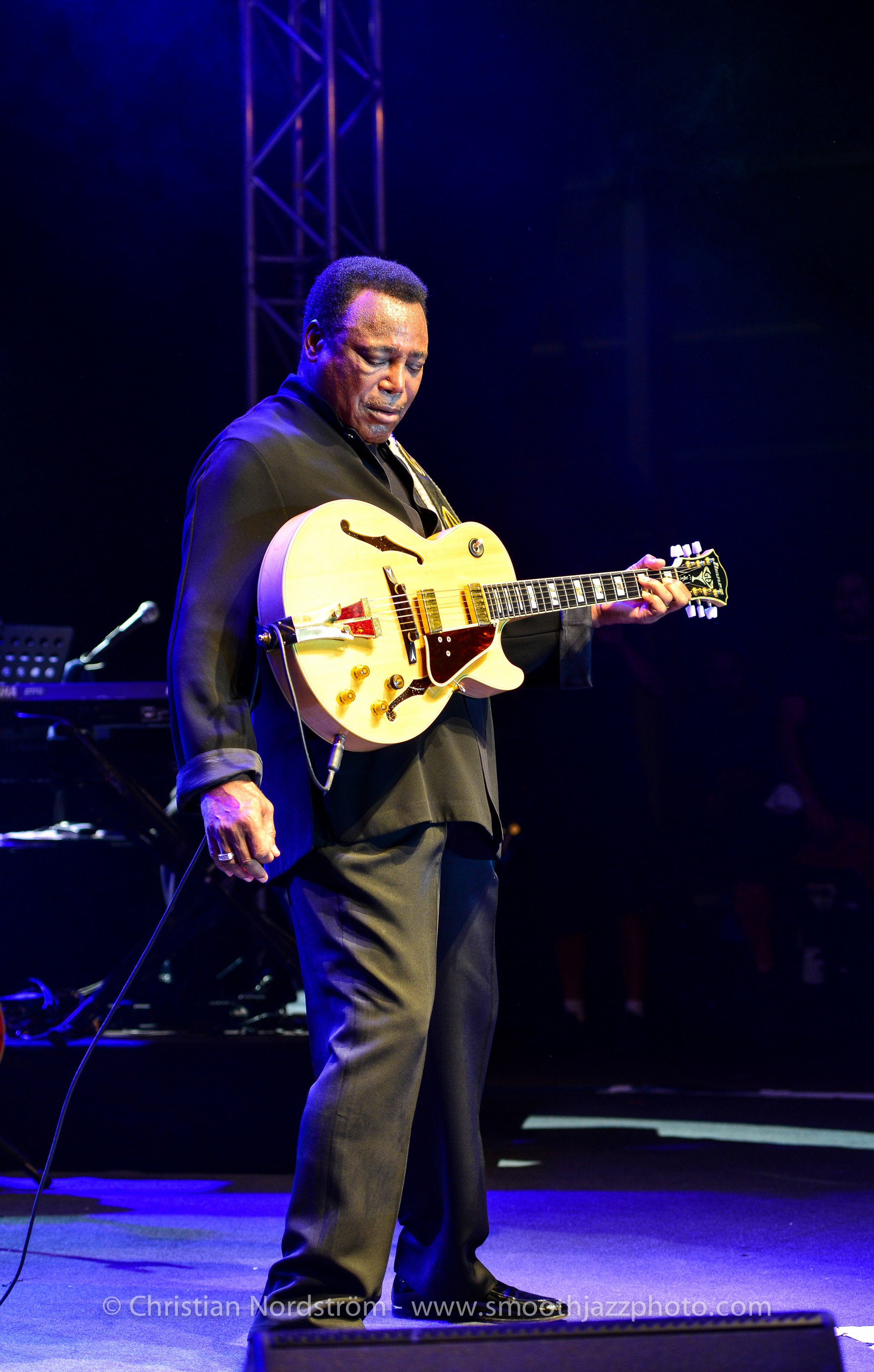 GeorgeBensonBluetone2013 21