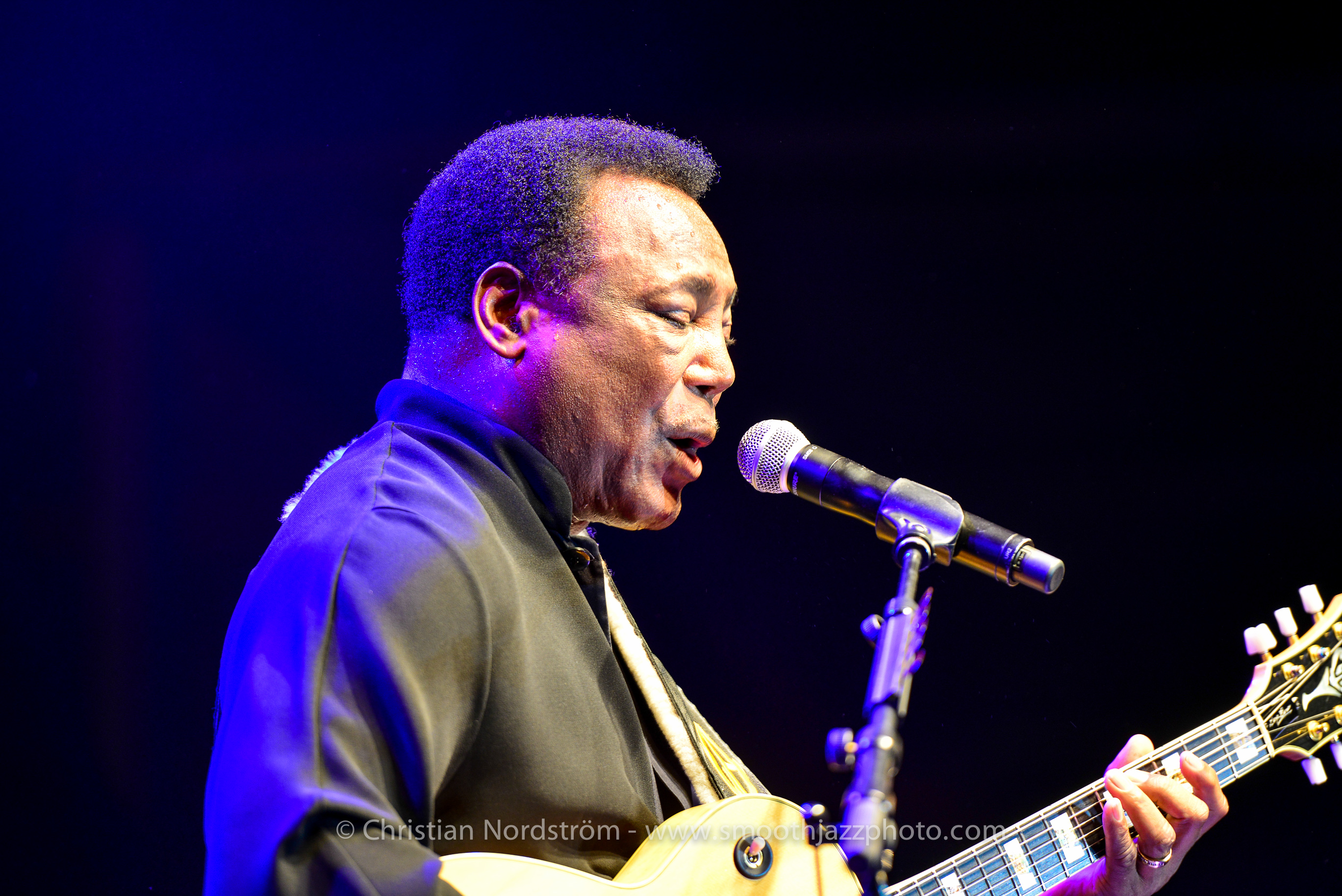 GeorgeBensonBluetone2013 45