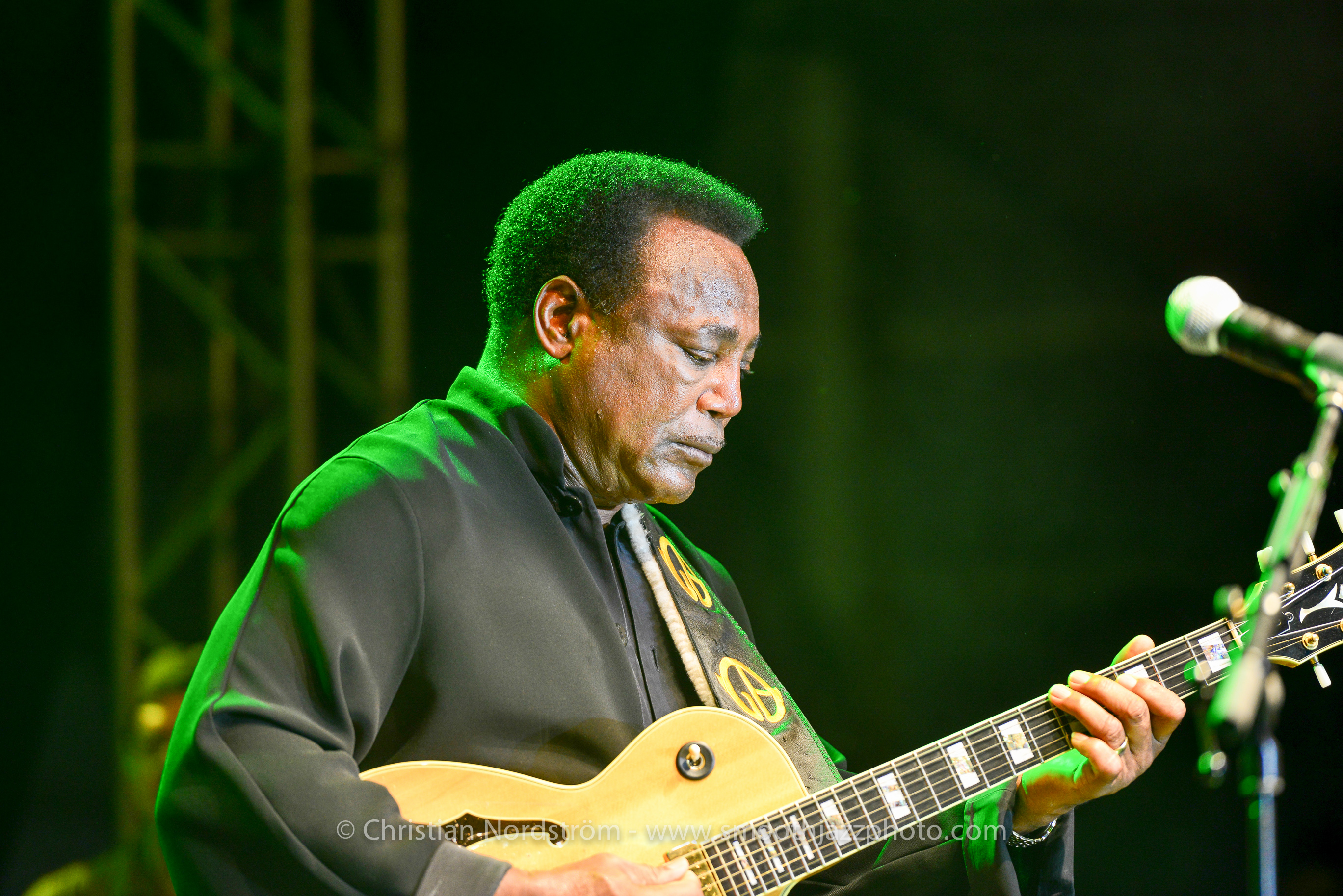 GeorgeBensonBluetone2013 47