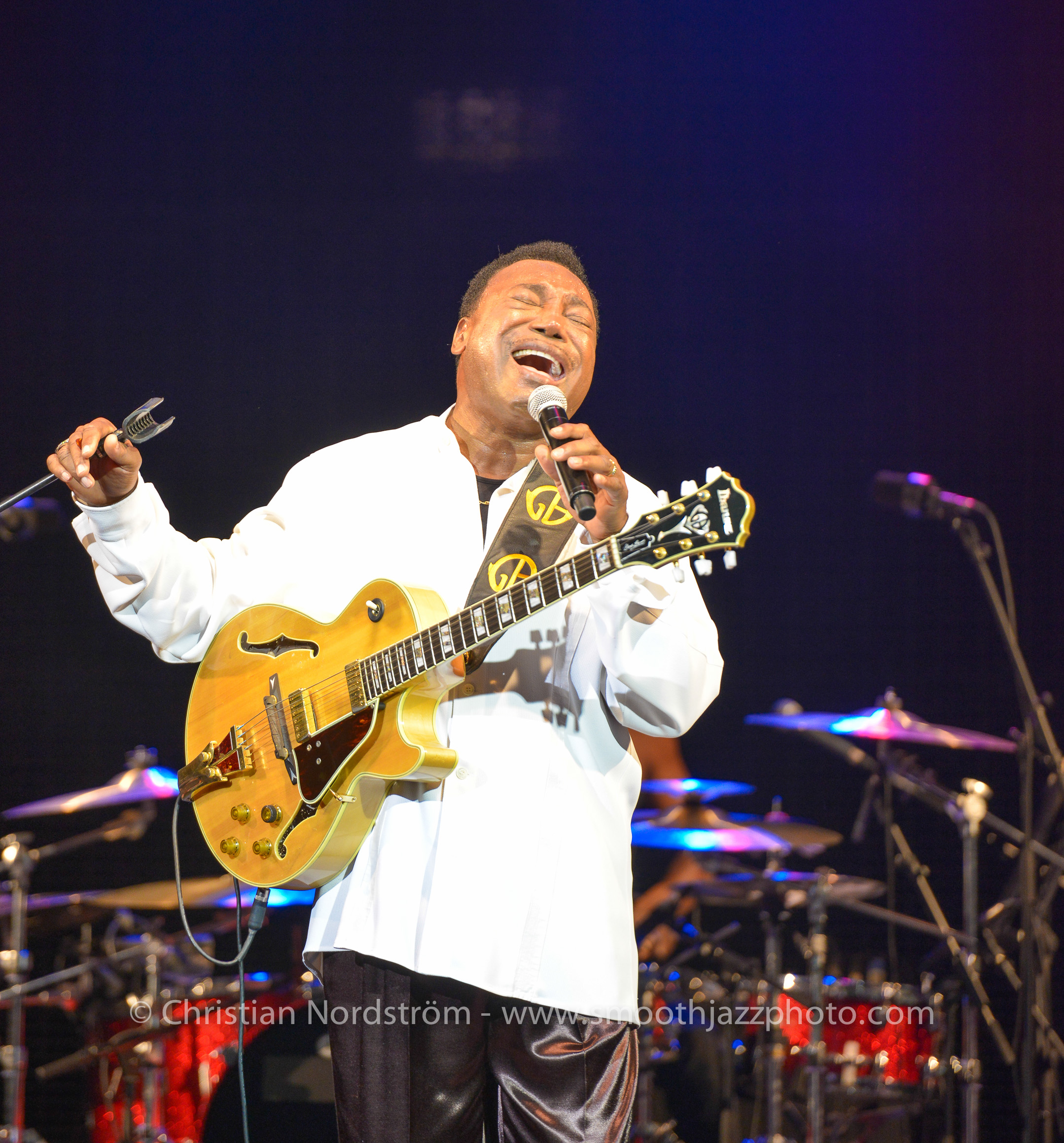 GeorgeBensonMunich2013 51