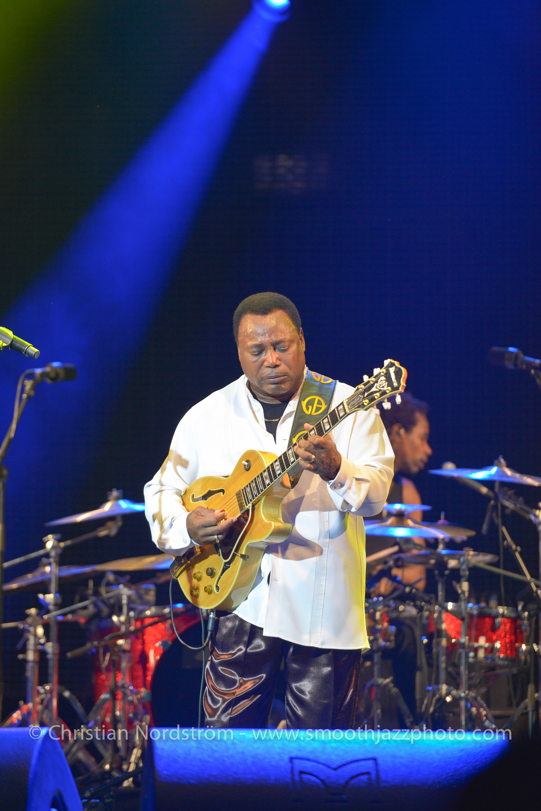 GeorgeBensonMunich2013 90