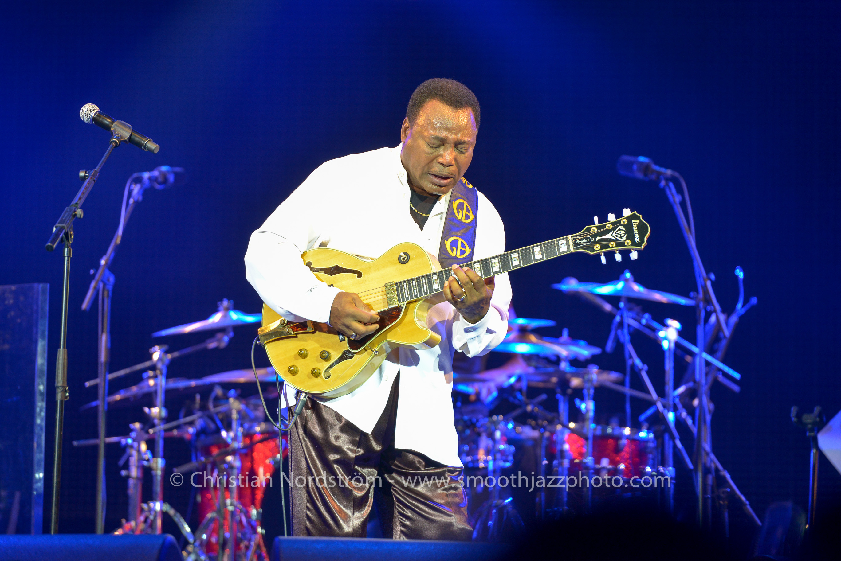 GeorgeBensonMunich2013 91