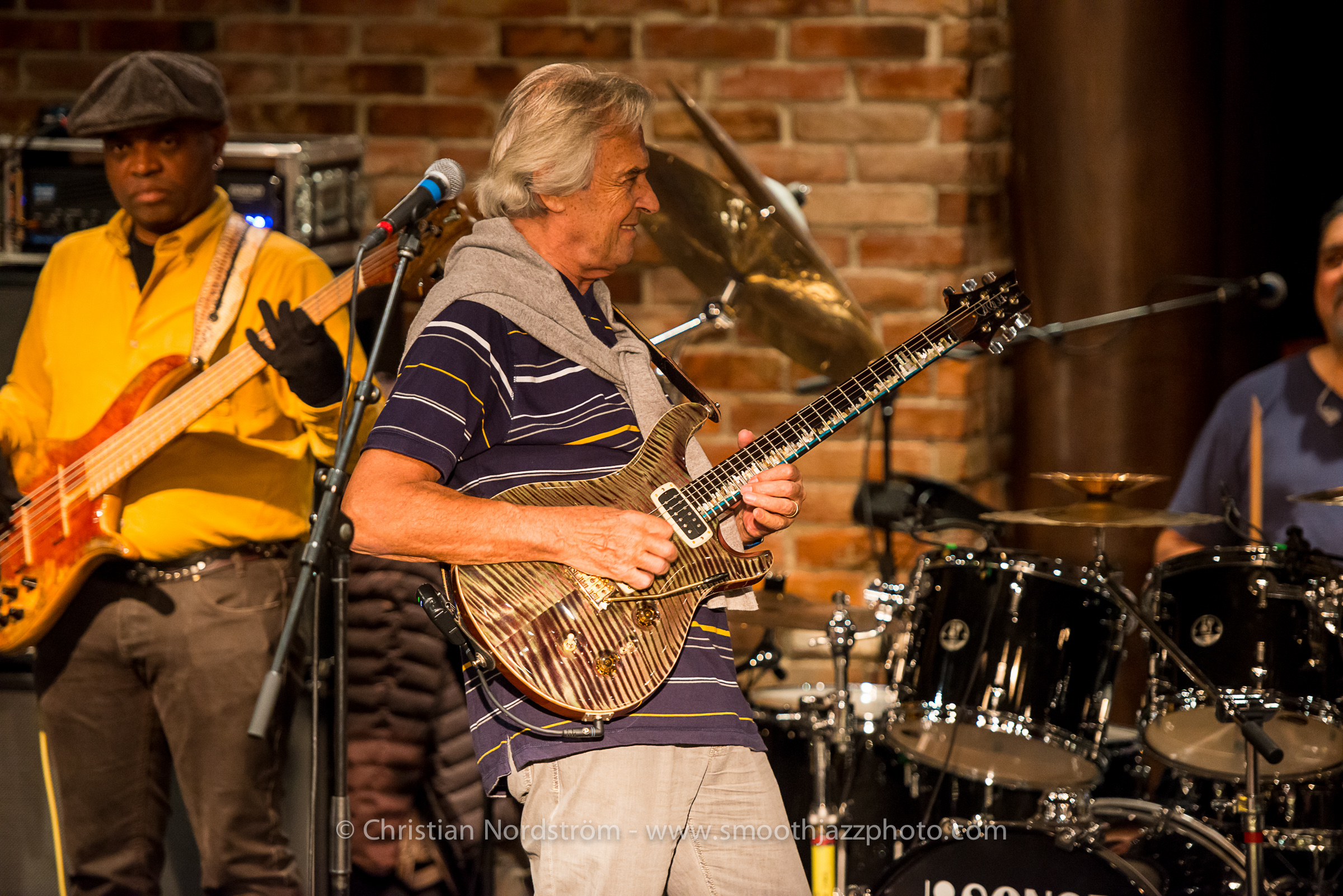 JohnMcLaughlinMunich 008