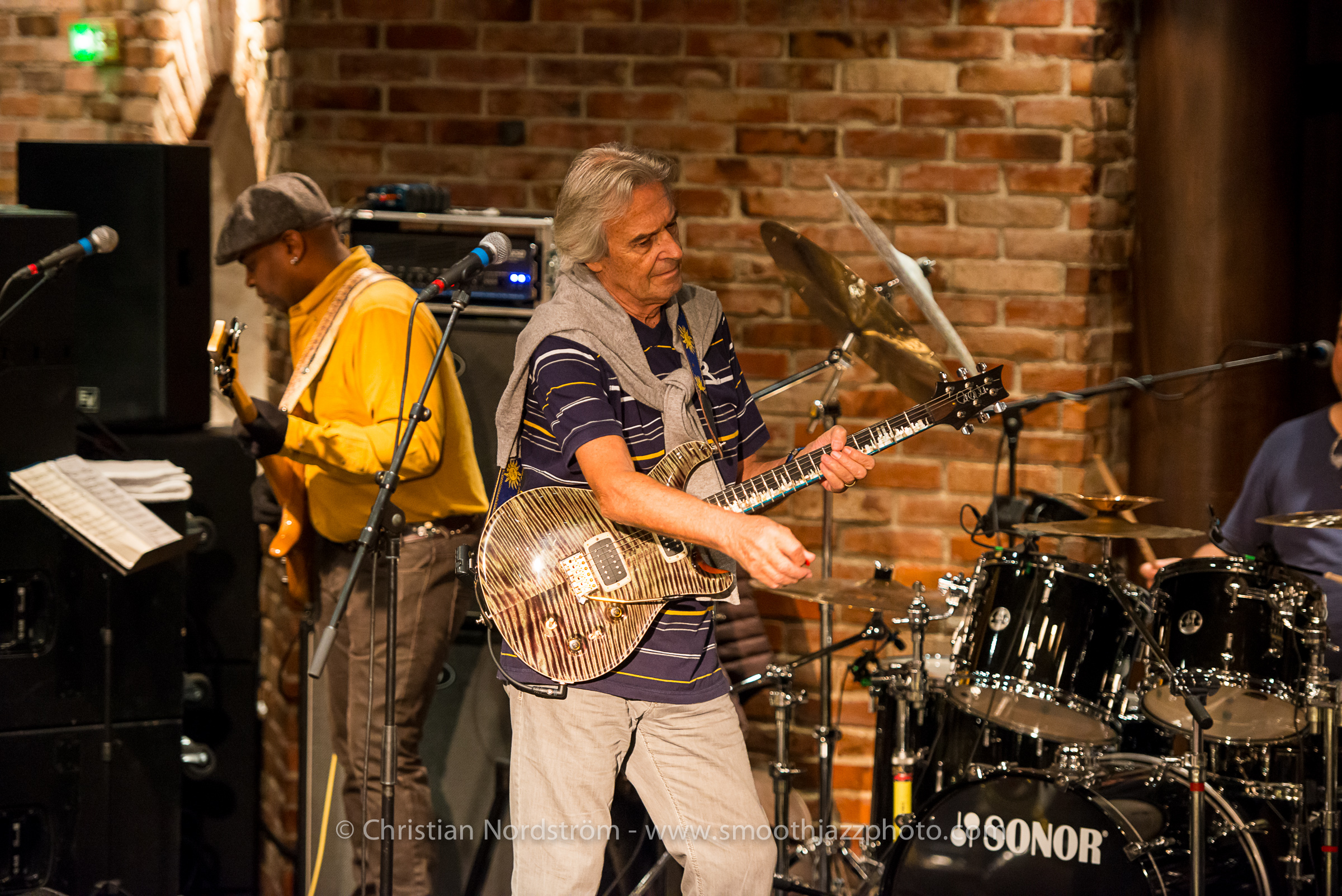 JohnMcLaughlinMunich 009