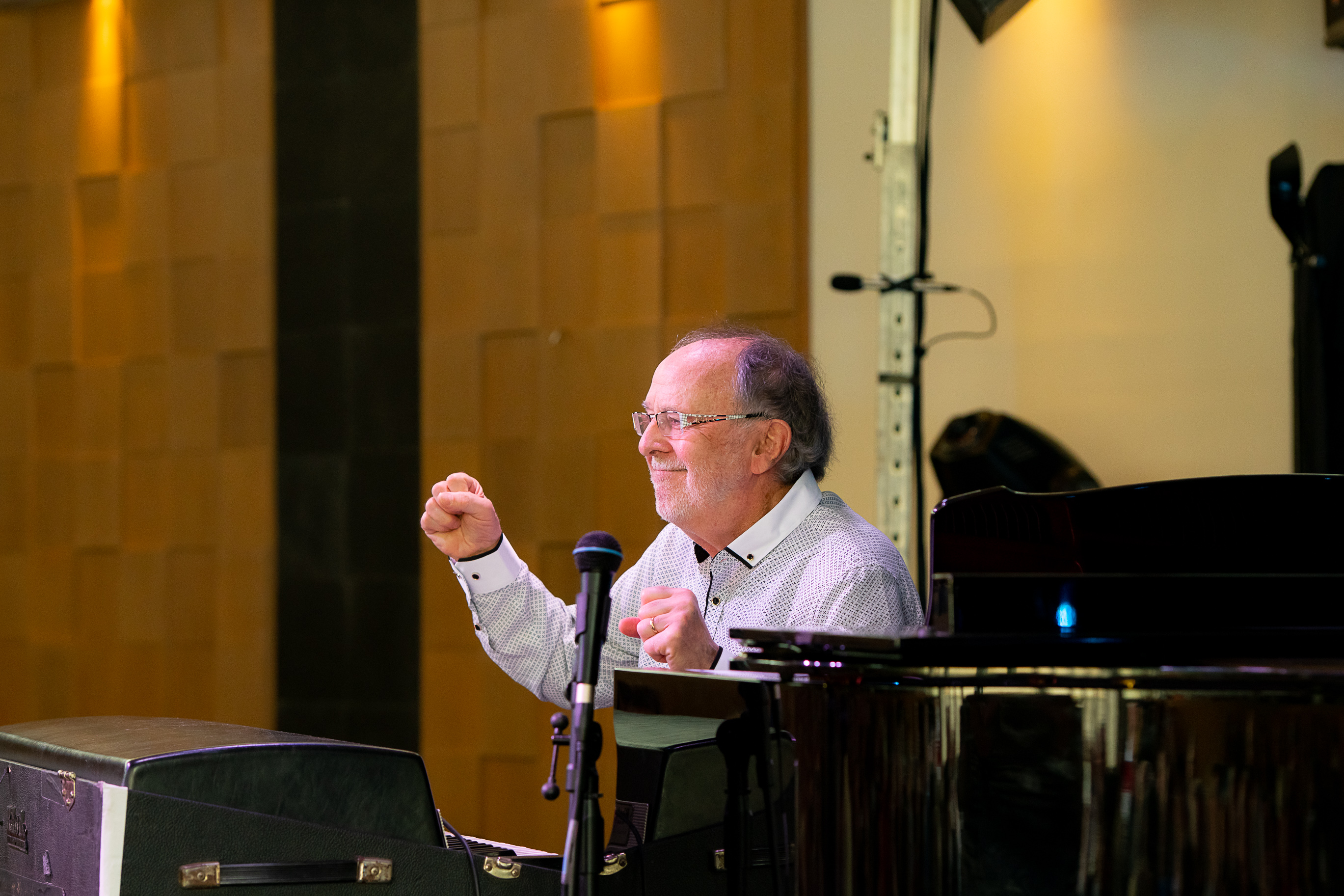 SJM2018 BobJamesTrio 020