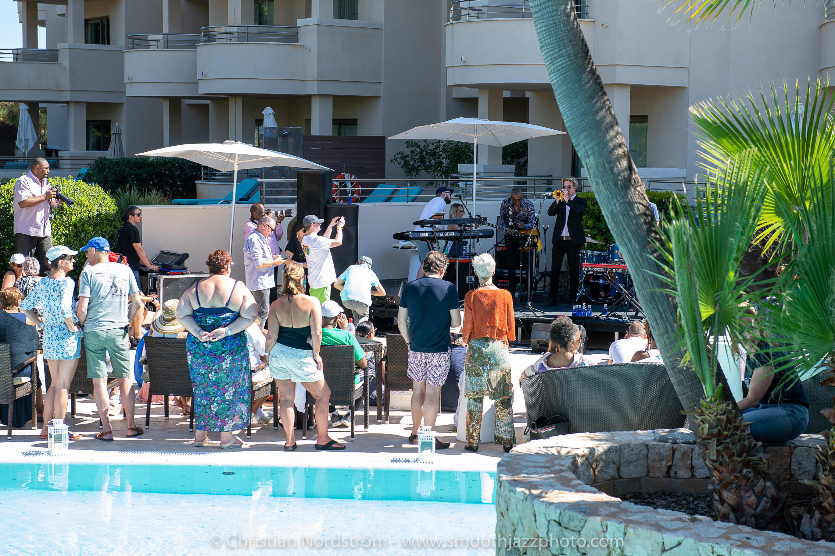 SJM2019 CoolbythePool1 061