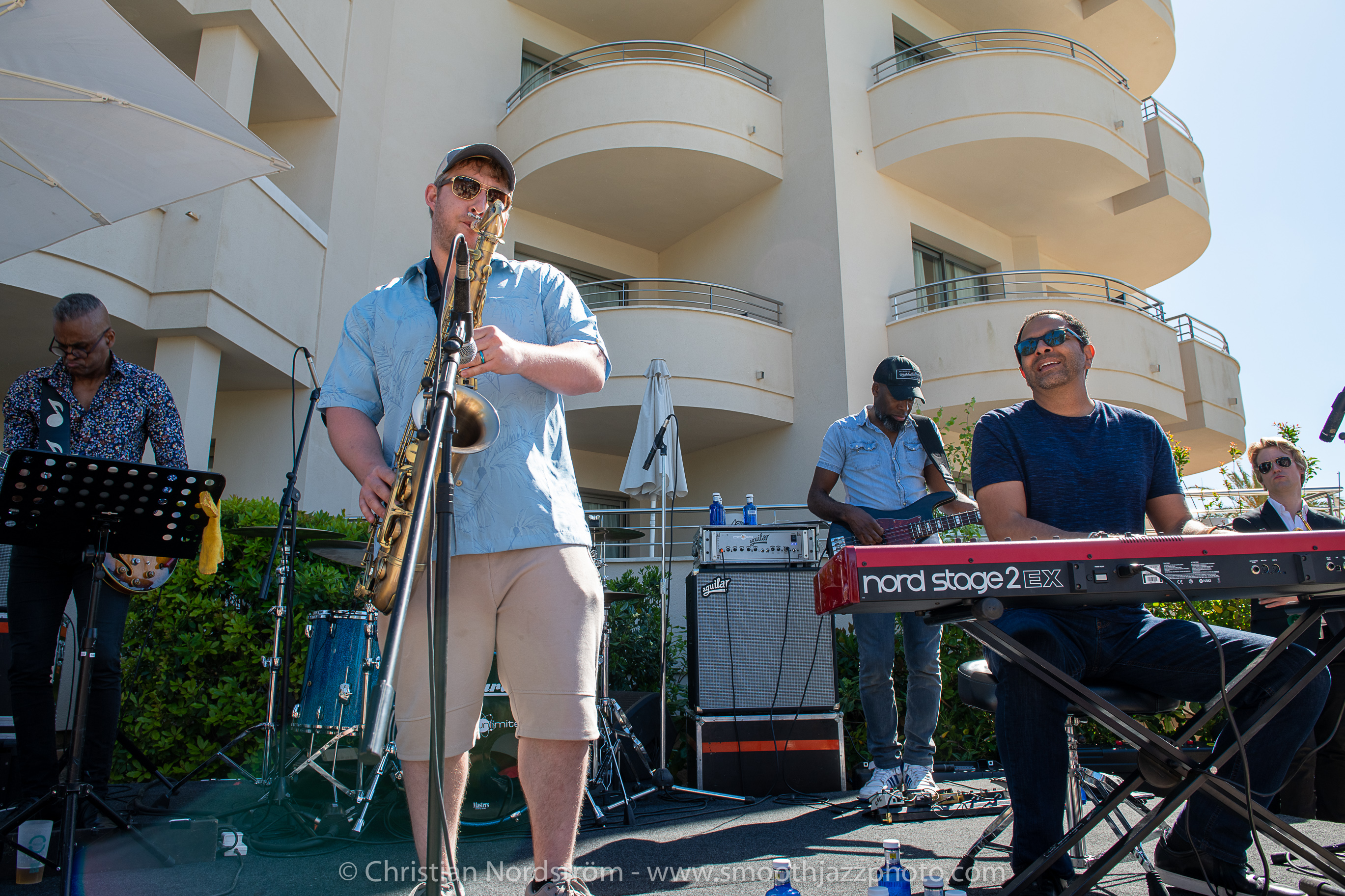 SJM2019 CoolbythePool1 073