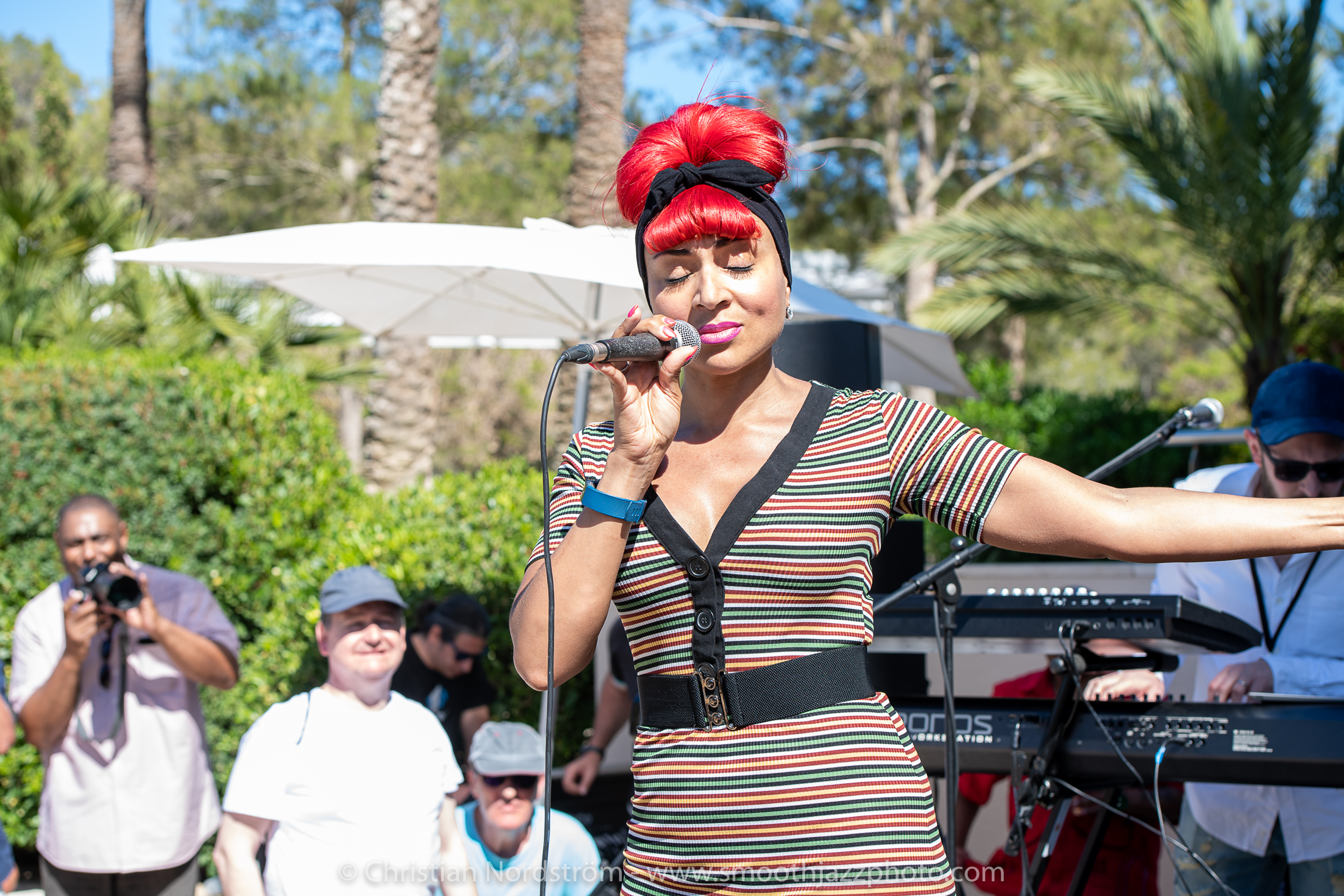 SJM2019 CoolbythePool1 085