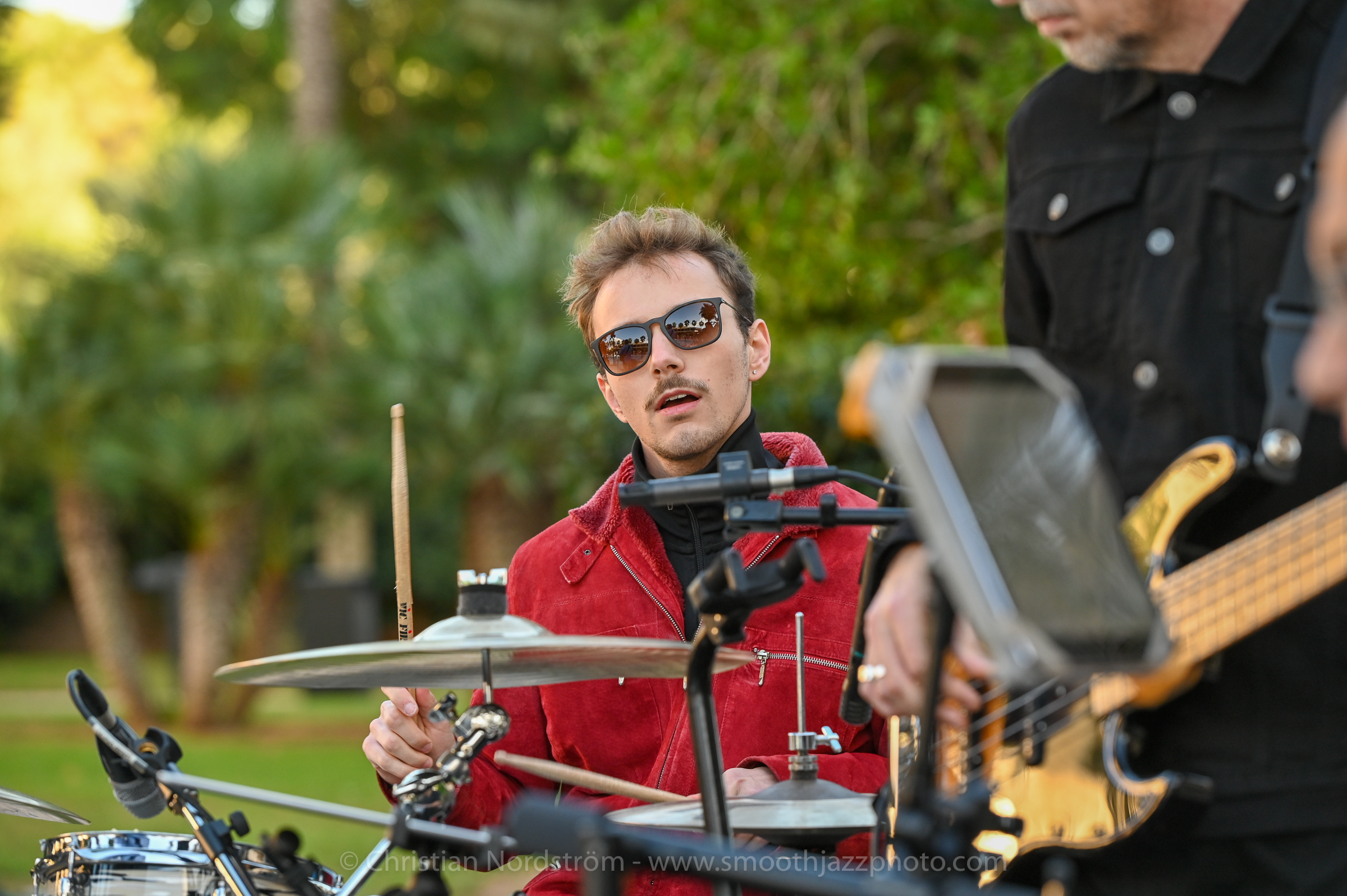 SJM2022 11 04 CoolbythePool 006