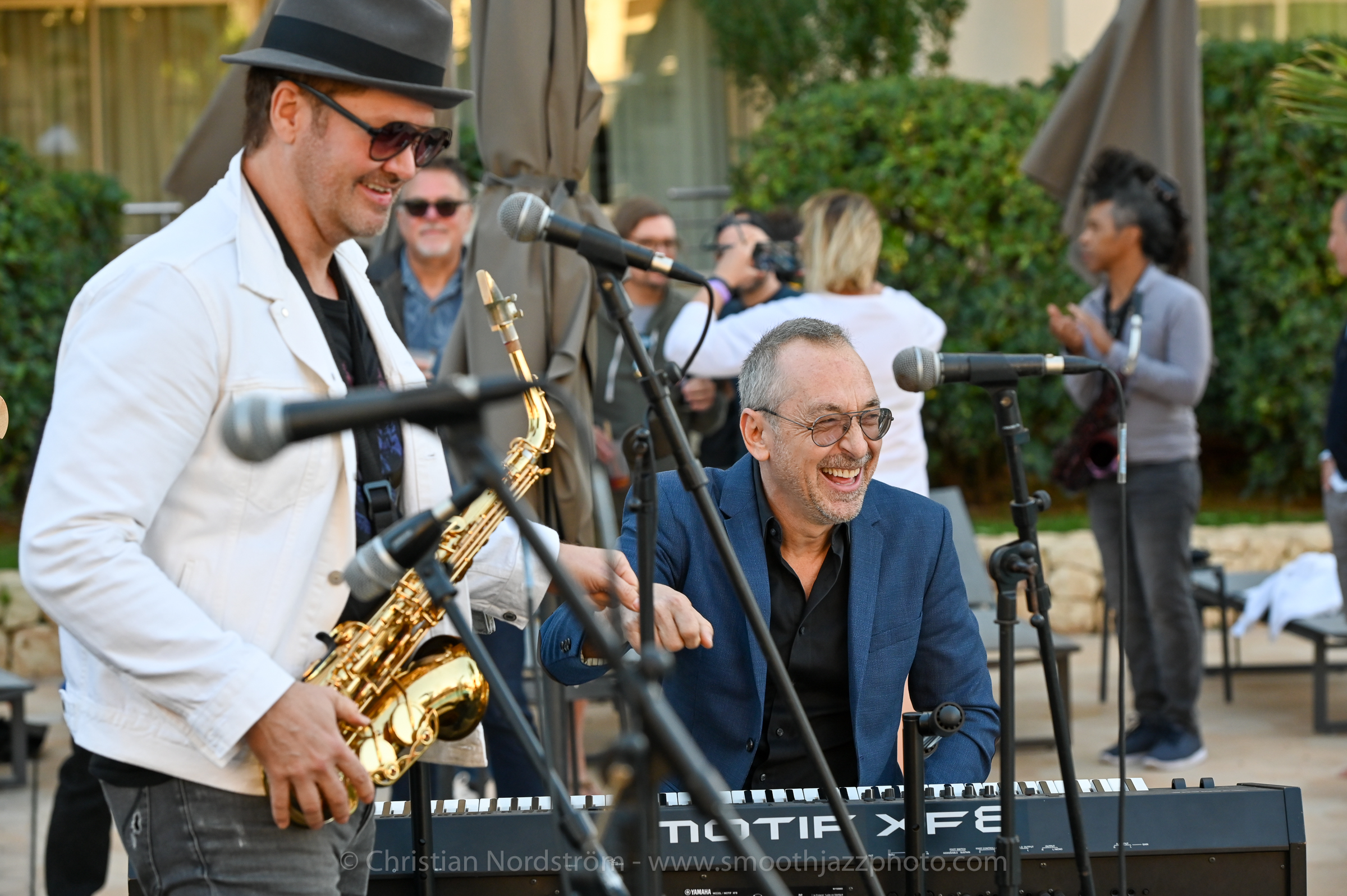 SJM2022 11 04 CoolbythePool 016