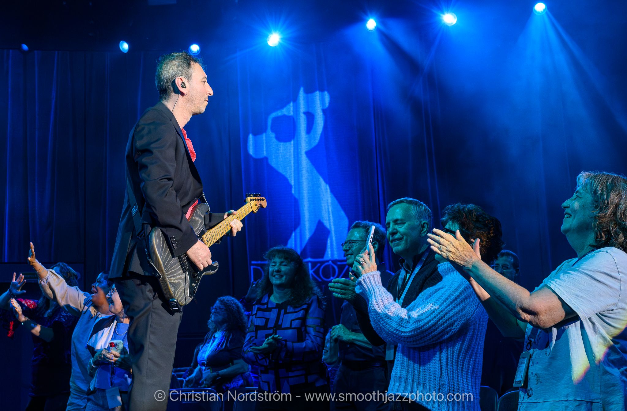 DK2025 WhiteIngalaKarukas 129