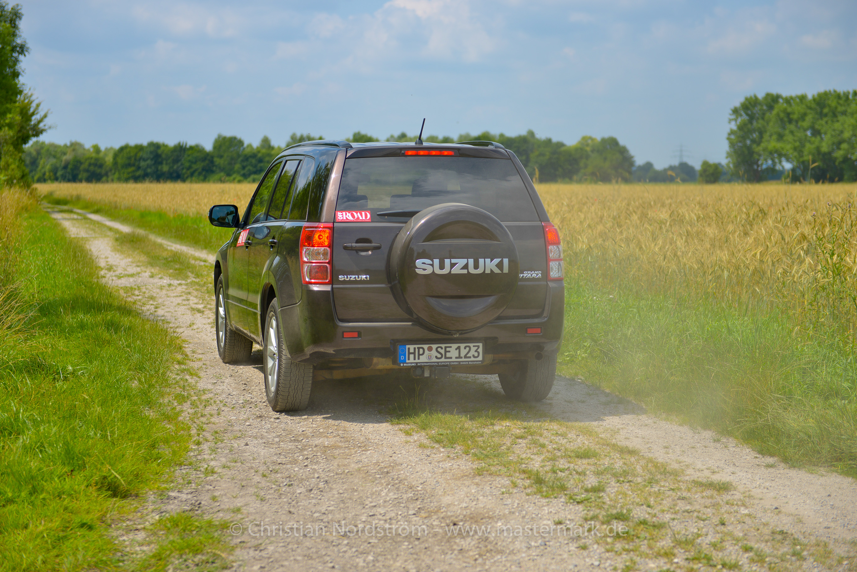 SUV SuzukiGrandVitara 014